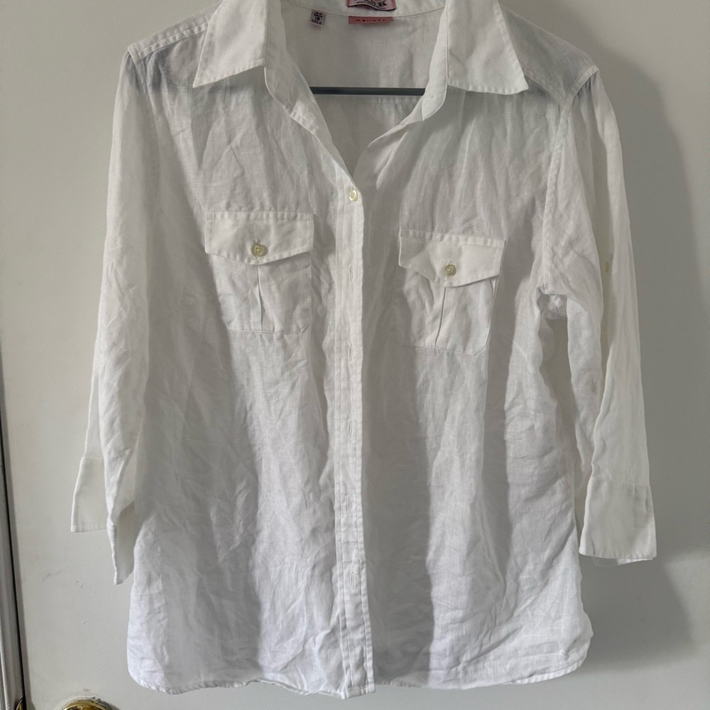 Thomas Pink Women’s Classic White Linen Button-Up Shirt
